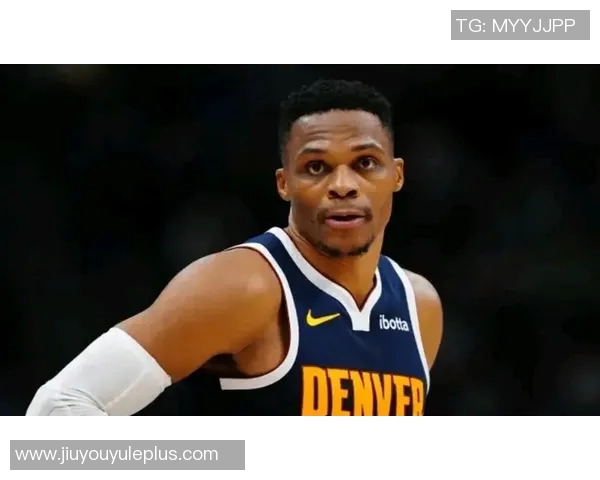 威少意外成后卫历史篮板王赛后请求保留比赛用球以作纪念