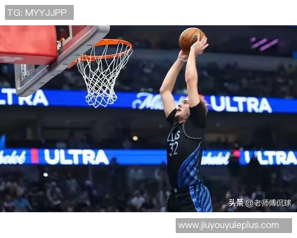 新秀中锋奎因表现起伏10投仅3中贡献9分8篮板3助攻2盖帽2失误 新秀中锋奎因表现起伏10投仅3中贡献9分8篮板3助攻2盖帽2失误