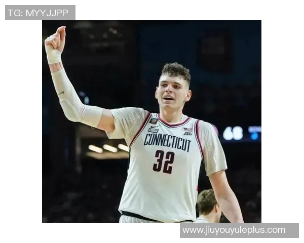 开拓者媒体人称赞斯普利特潜力无限期待他在波波指导下成名 开拓者媒体人称赞斯普利特潜力无限期待他在波波指导下成名